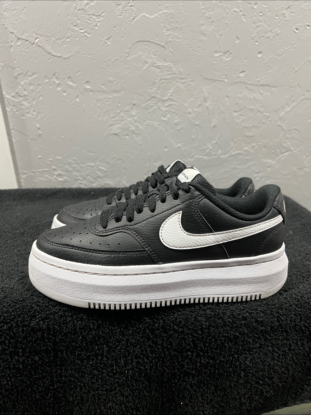 🔥🔥 NIKE Court Vision Alta LTR Leather Platform Sneakers Black White Women Sz 8 - Picture 7 of 12